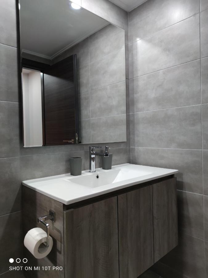 1Apartments Artemis Luxury מראה חיצוני תמונה