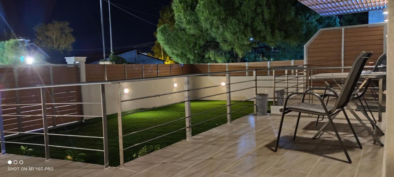 1Apartments Artemis Luxury מראה חיצוני תמונה